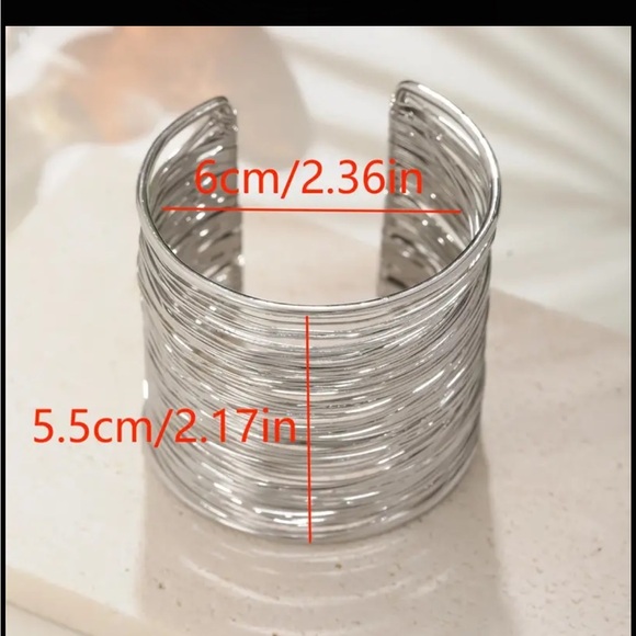 Gold Multilayered Stack Design Cuff Bangle Bracelet - Picture 4 of 4